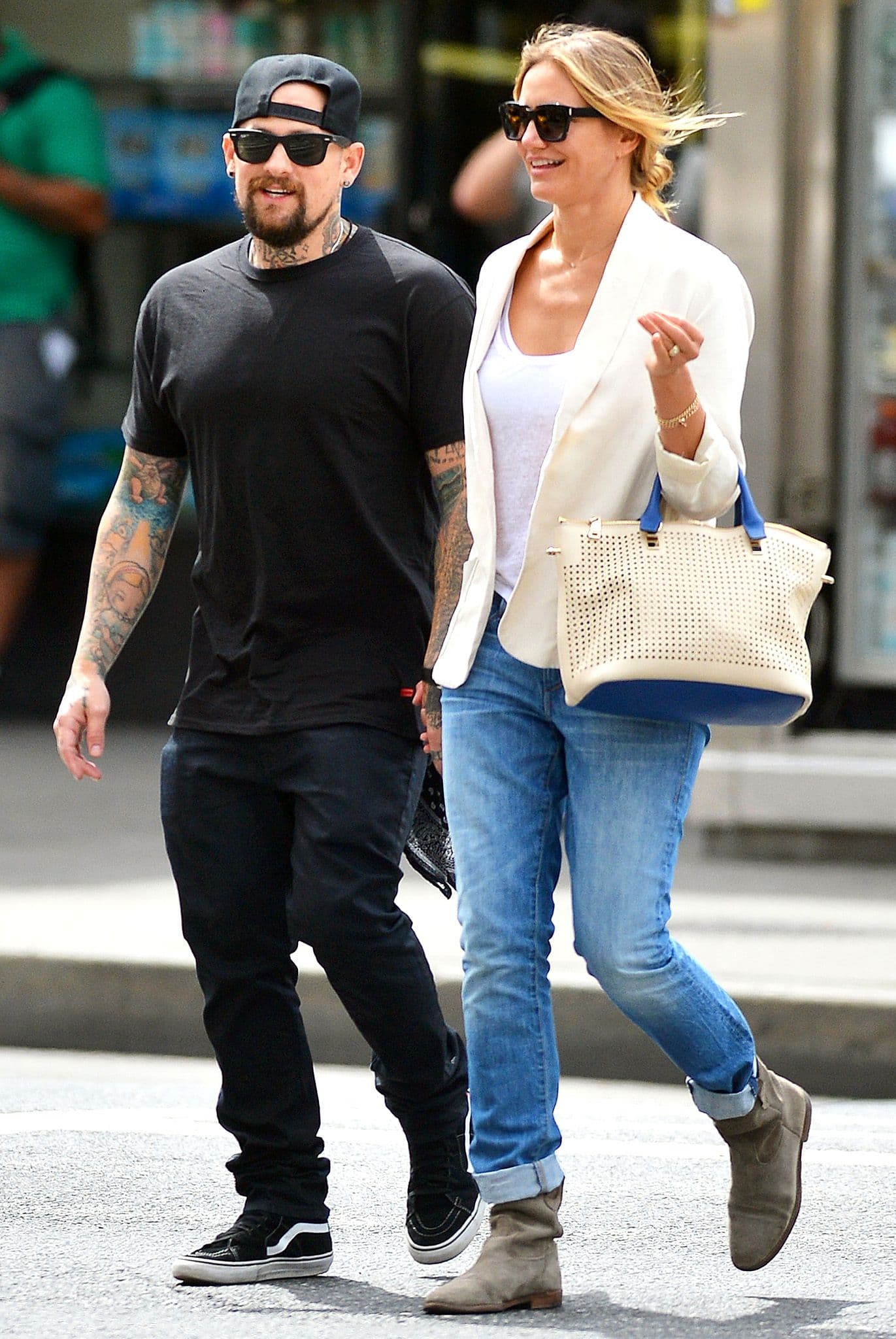 DOI ANI DE FERICIRE!