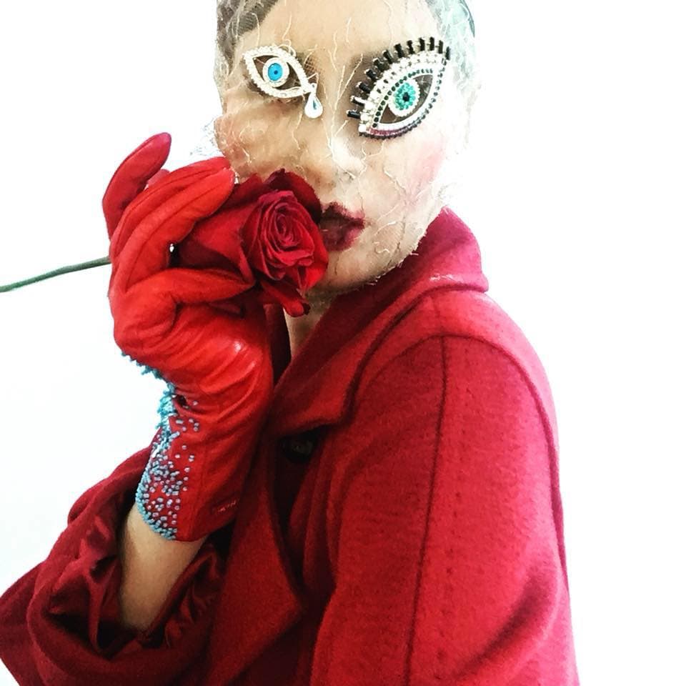 Cine a zis că în bucătărie ”trebuie să” gătim, neapărat?