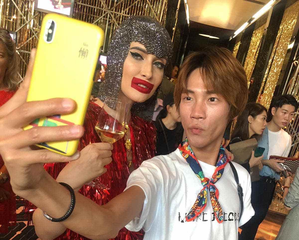 Superstiții și super bazaconii despre Revelion cu super viespea Iulia Albu