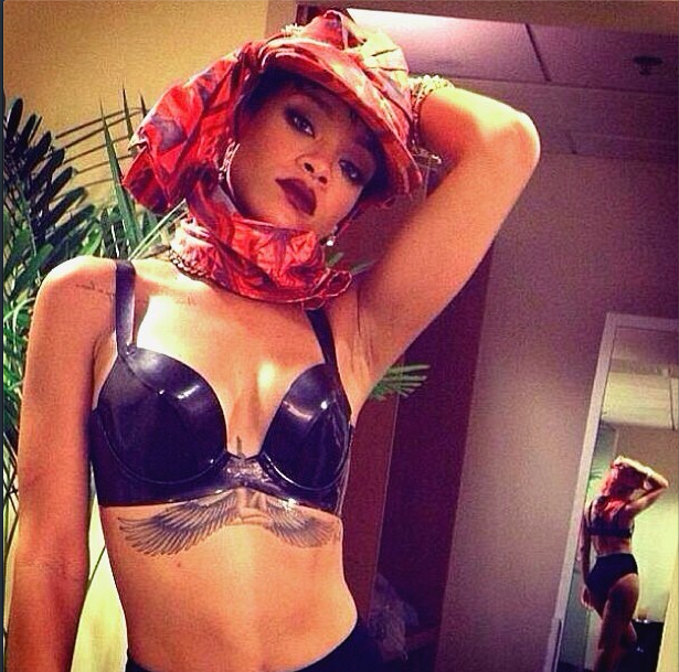 rihanna2