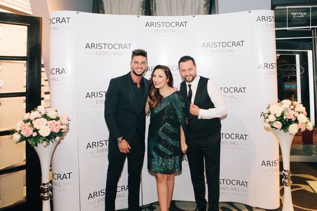 966957l-640x0-w-d353c899