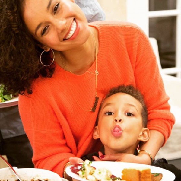 Alicia-Keys6-600x600