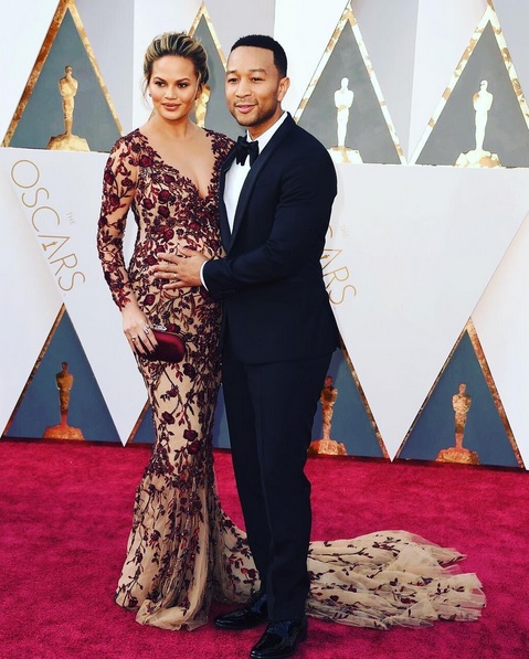 Chrissy-Teigen-si-John-Legend-